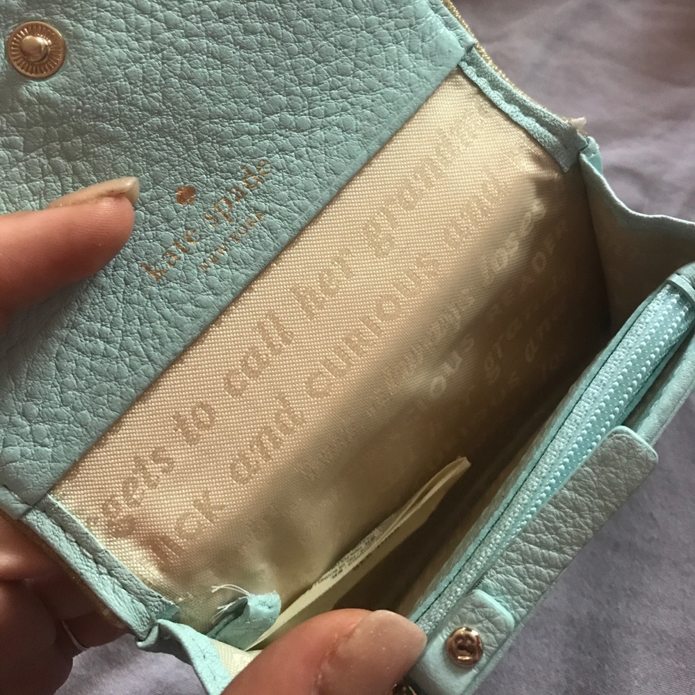 Kate Spade Wallet - Picture 4 of 8